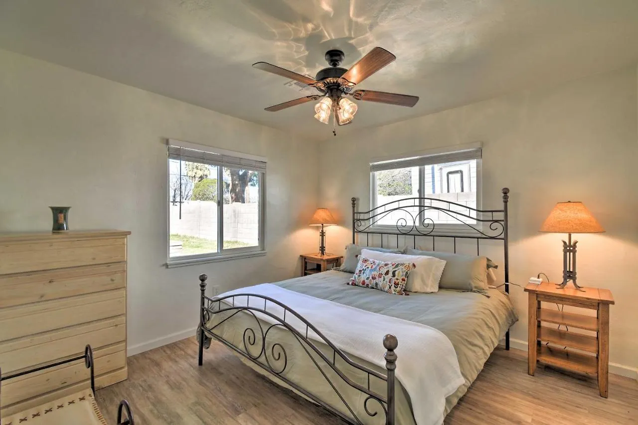 Pet-Friendly Phoenix Home With Breezeway And Fire Pit! États-Unis